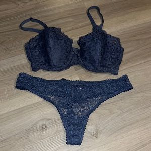 Absolutely adorable bra and underwear blue Jean set!